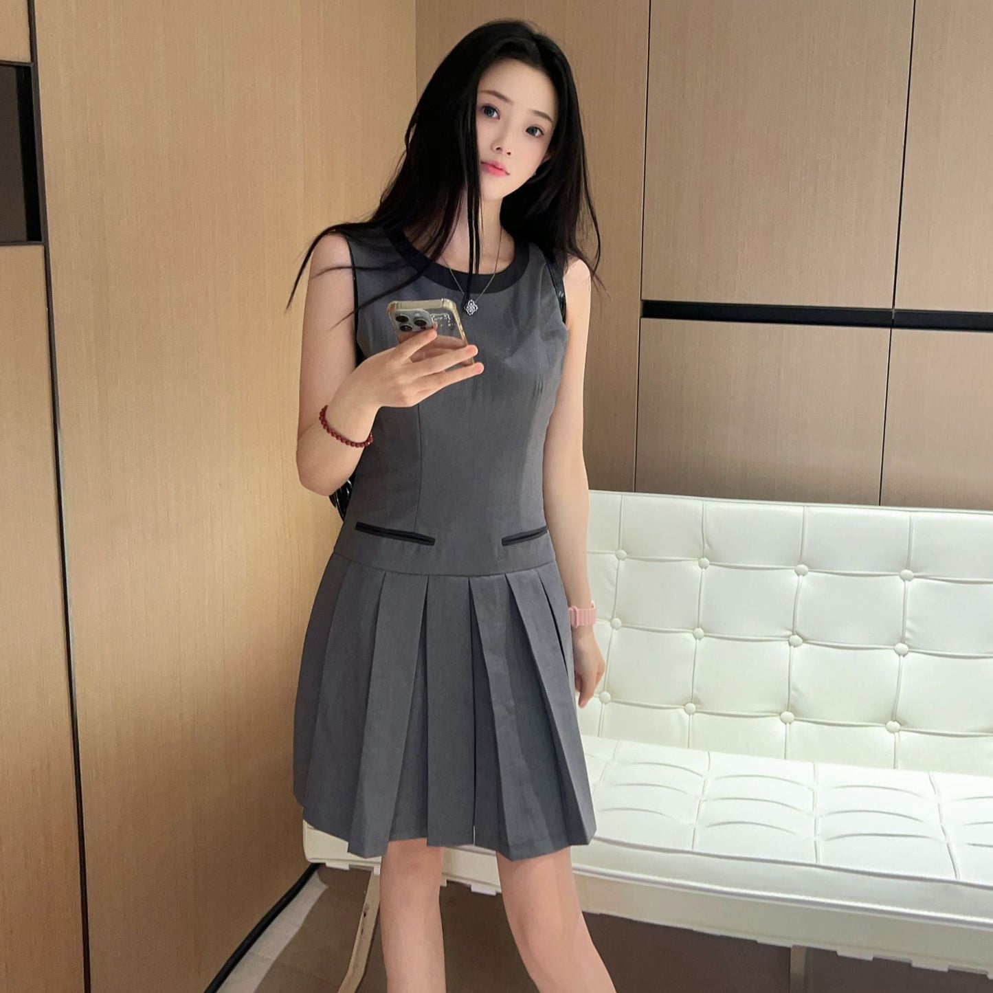 V-neck knitted cardigan(复制) THOM TREND