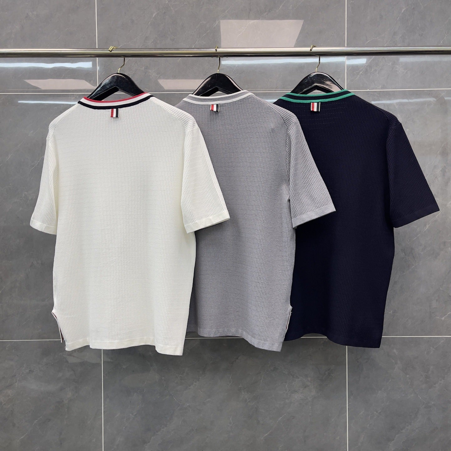 Front and back colorblock short-sleeved T-shirt(副本) THOM TREND