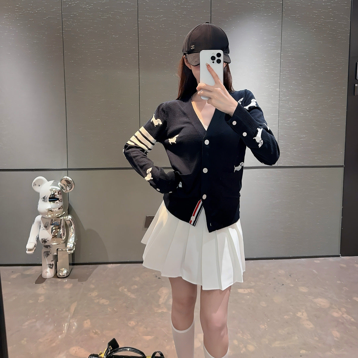 Women's Puppy Embroidered Cardigan(副本) THOM TREND
