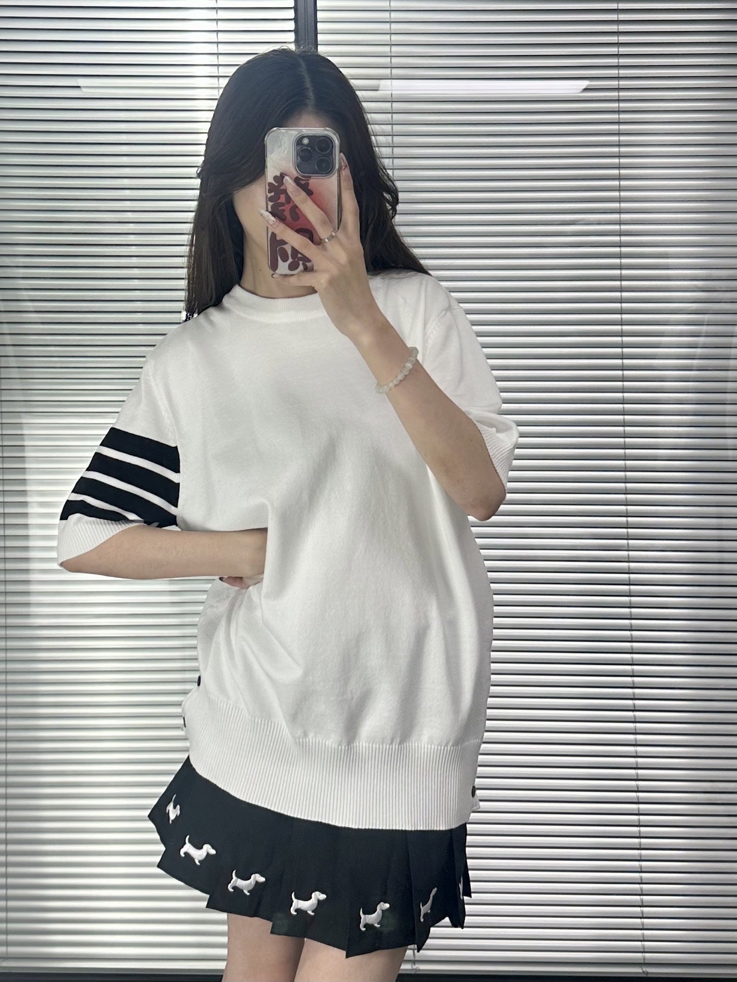 Women's four-bar v-neck cardigan(副本) THOM TREND