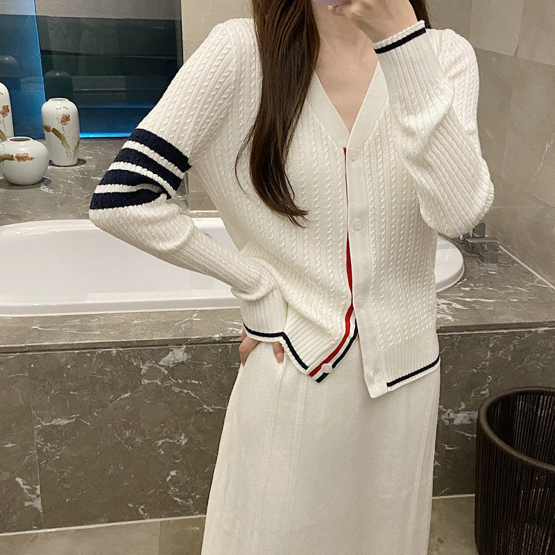 2025SS Small twist v-neck cardigan THOM TREND