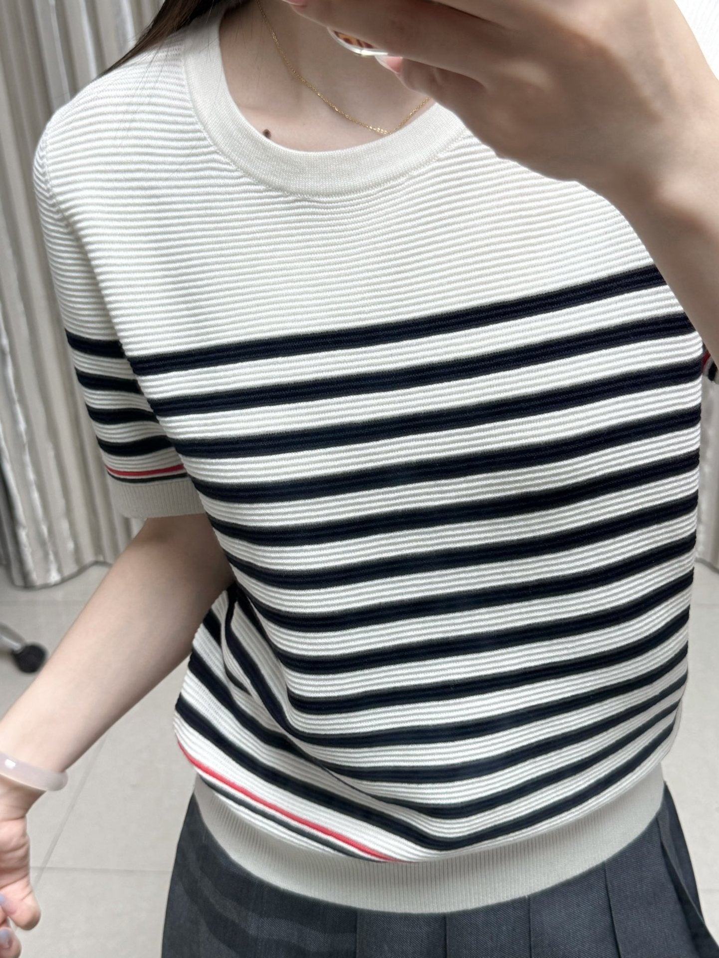 Puppy embroidered short sleeves(副本) THOM TREND