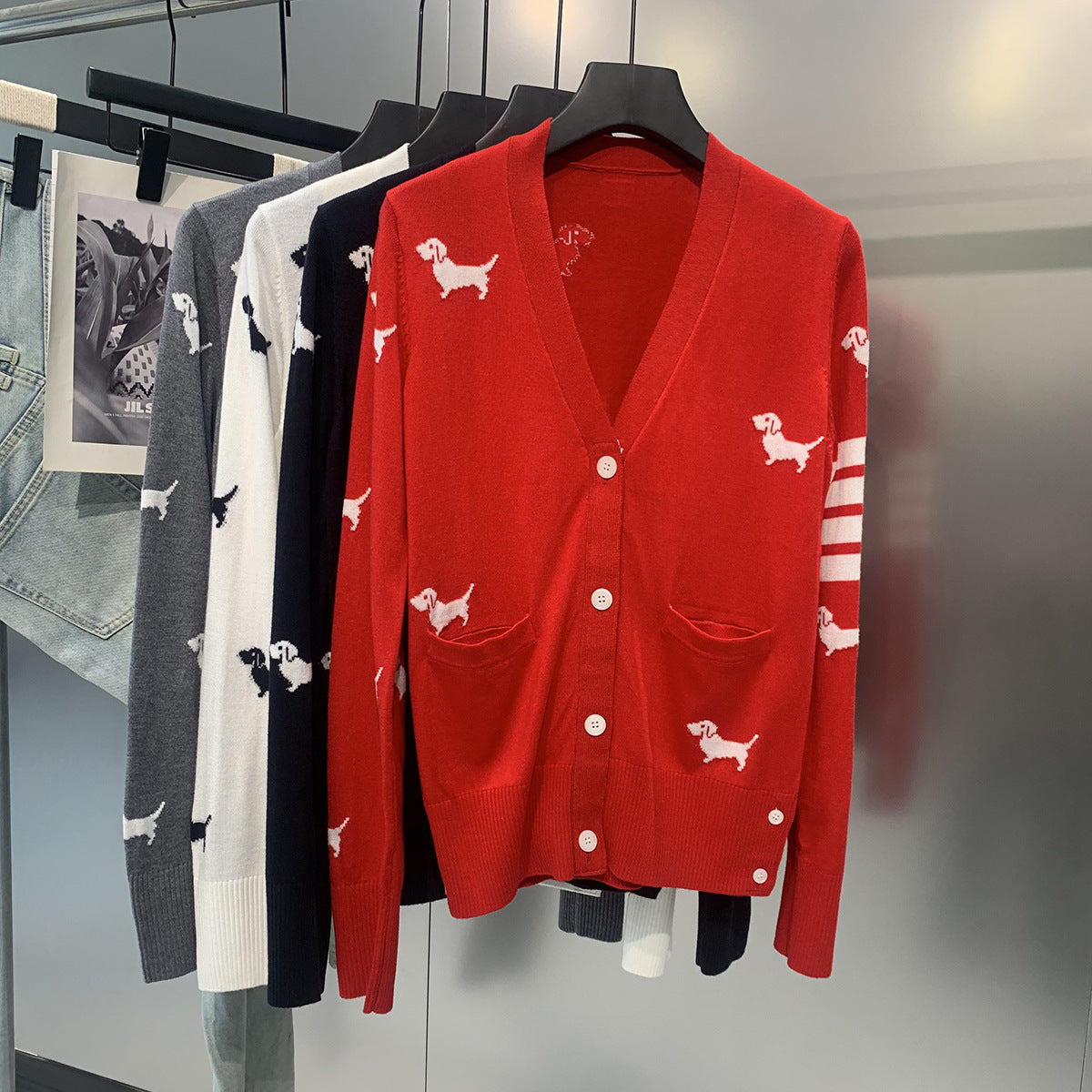 Women's Puppy Embroidered Cardigan(副本) THOM TREND