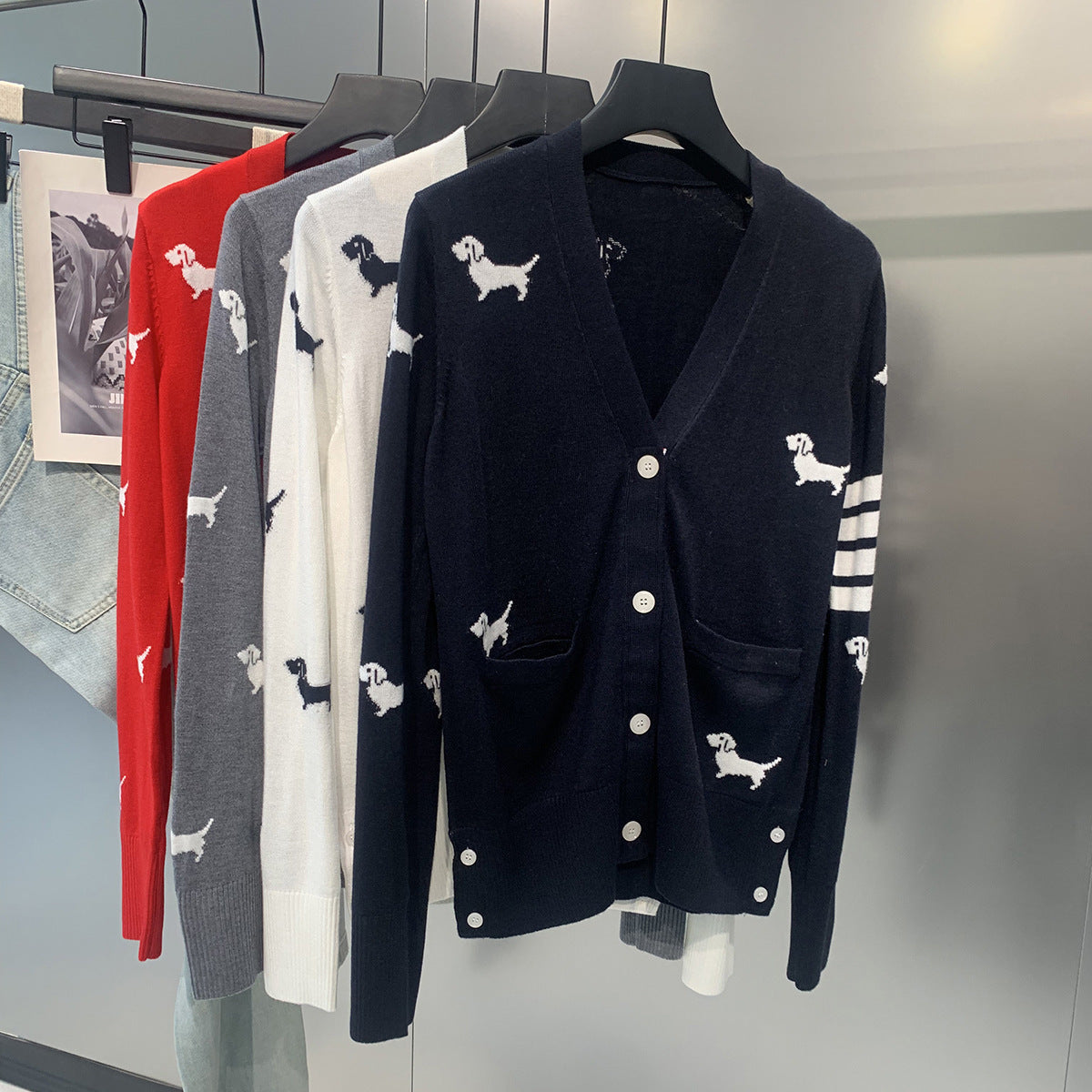 Women's Puppy Embroidered Cardigan(副本) THOM TREND