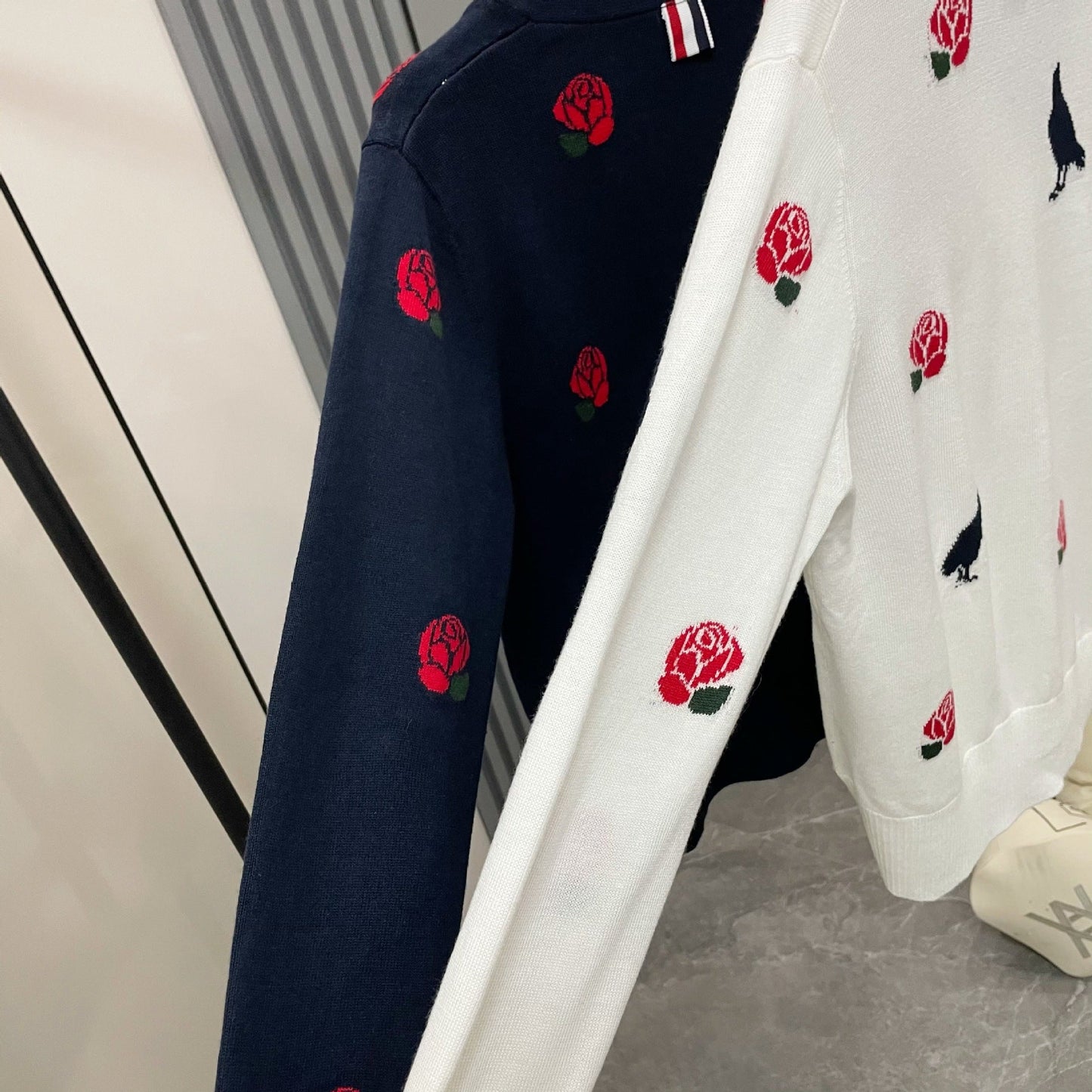 2025SS Rose and Bird Jacquard Cardigan THOM TREND