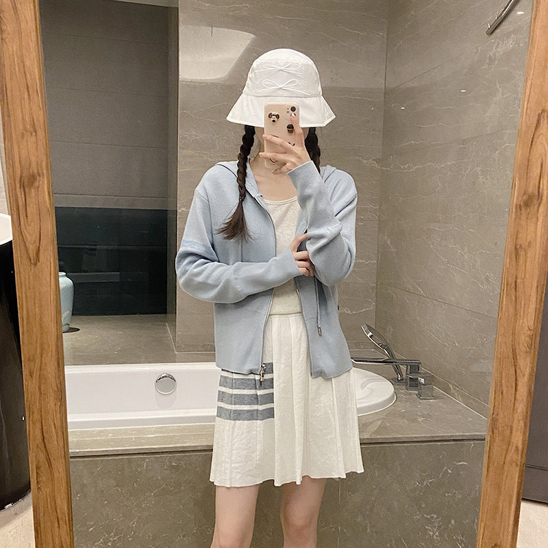 Casual sports suit
