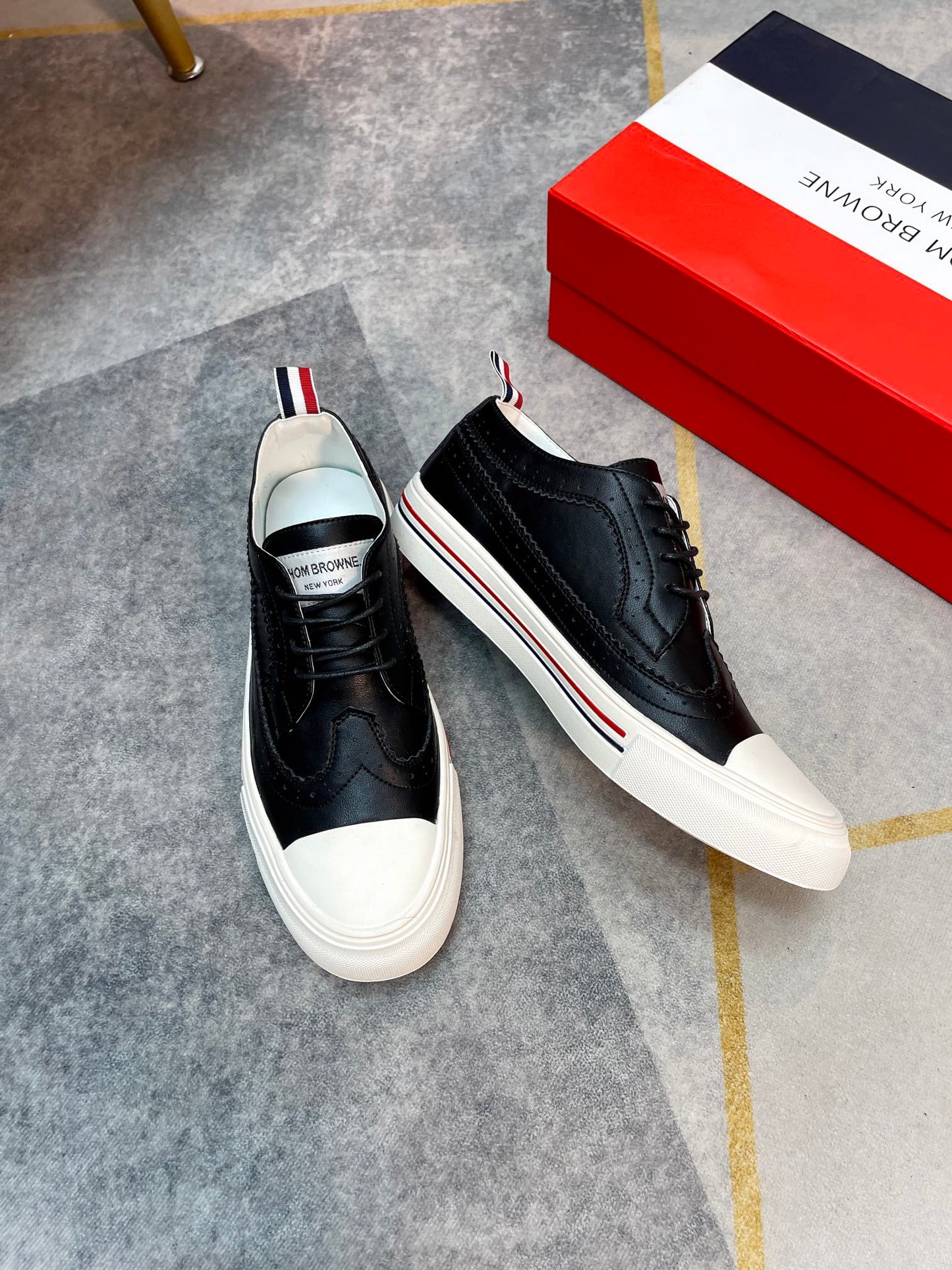 Leather Casual Shoes(副本) THOM TREND