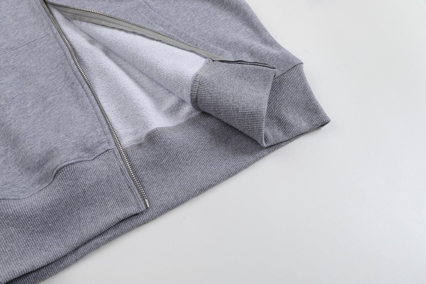 2026 AMI PARIS Unisex Cardigan THOM TREND