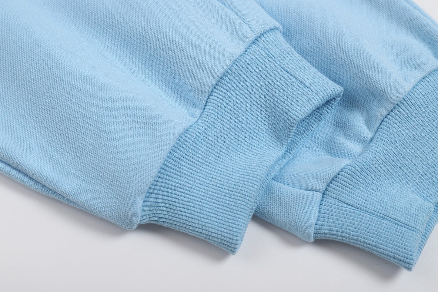 2026 AMI PARIS Jiggling sweatpants THOM TREND