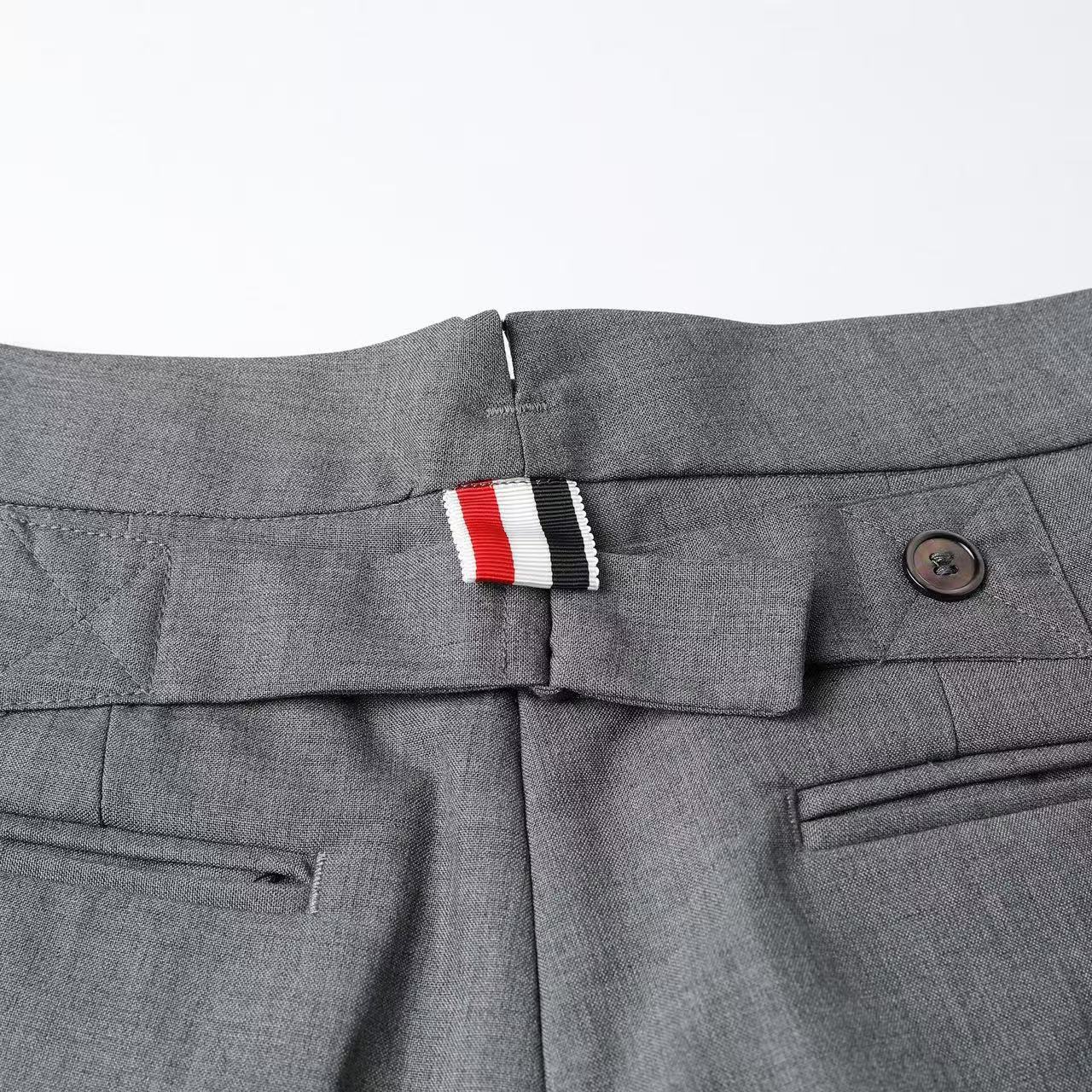 Unisex suit shorts(副本) THOM TREND