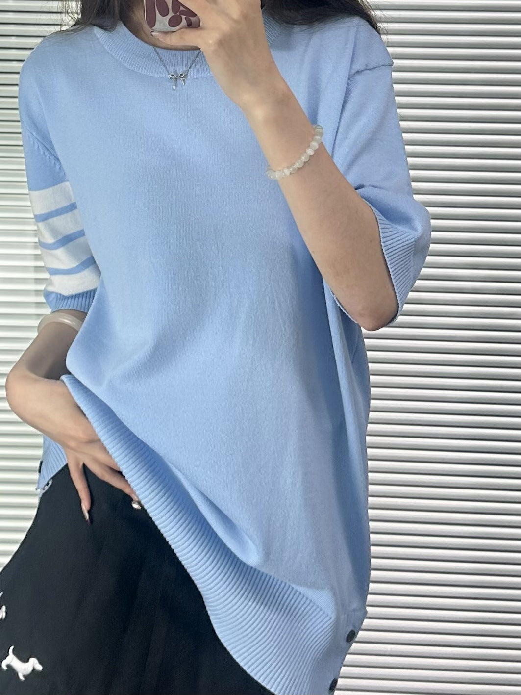 Women's four-bar v-neck cardigan(副本) THOM TREND