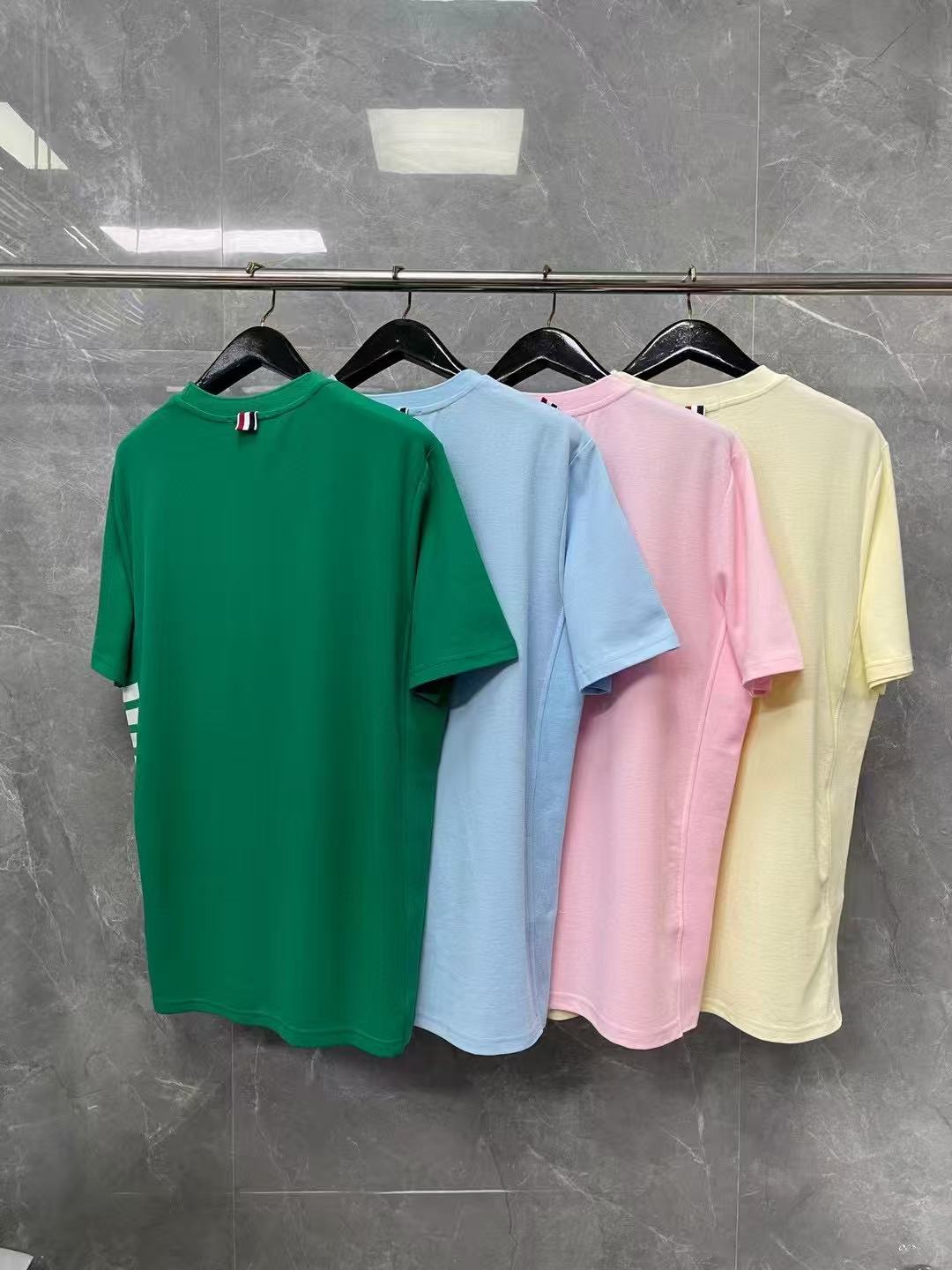 Short-sleeved T-shirt(副本) THOM TREND