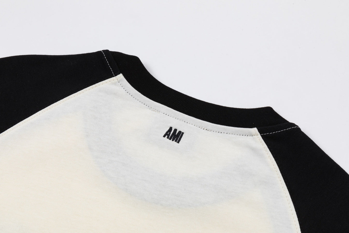 2026 AMI PARIS Unisex T-shirt THOM TREND
