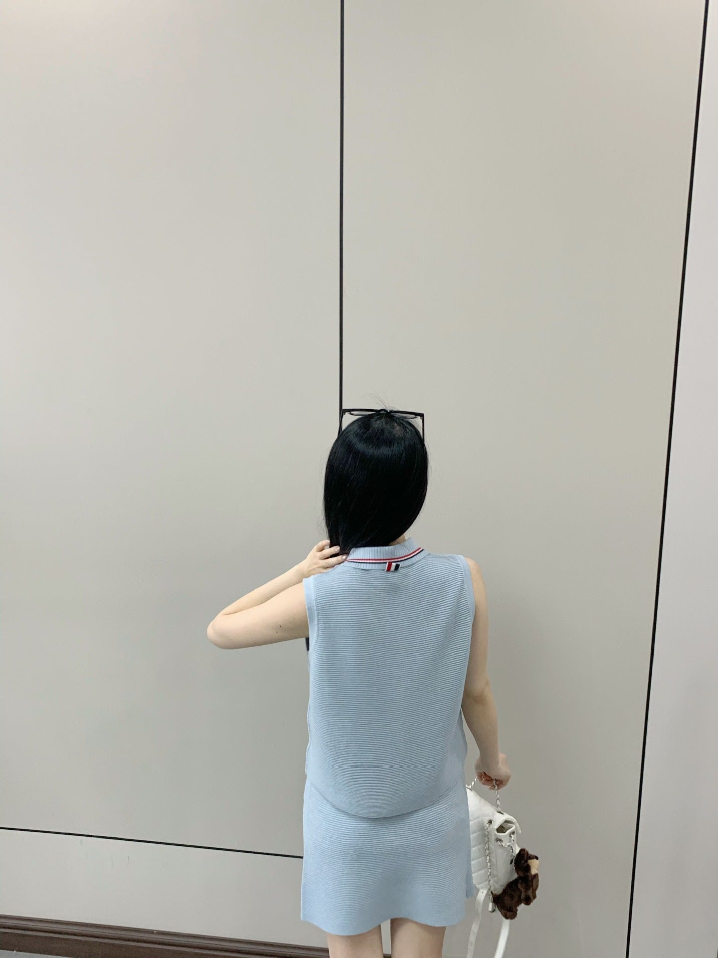 V-neck short-sleeved T-shirt(复制) THOM TREND