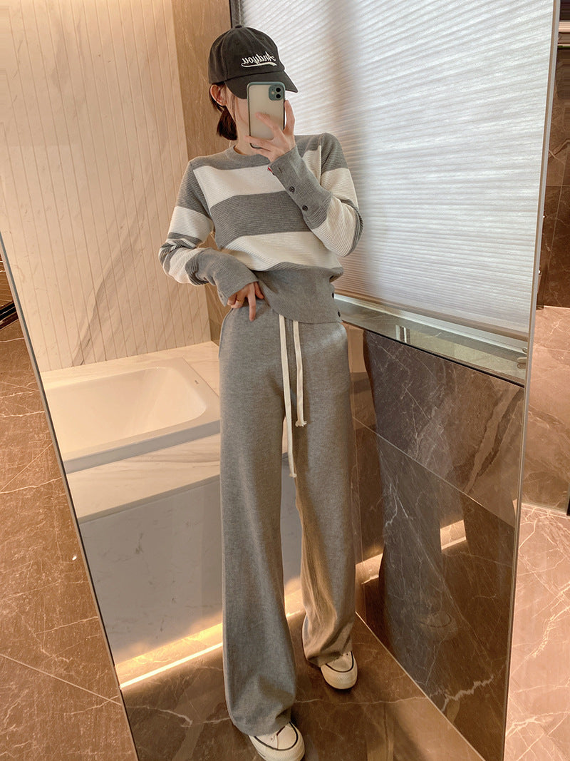 four-bar hoodie