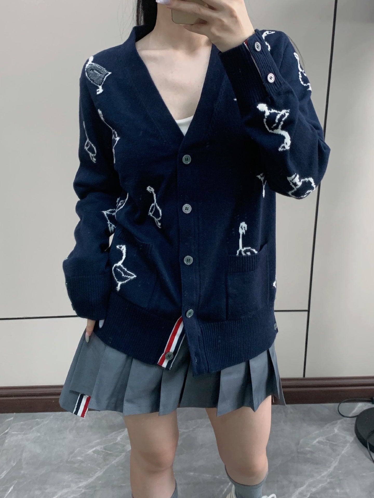 2025SS Women's Swan Intarsia Knit Cardigan THOM TREND