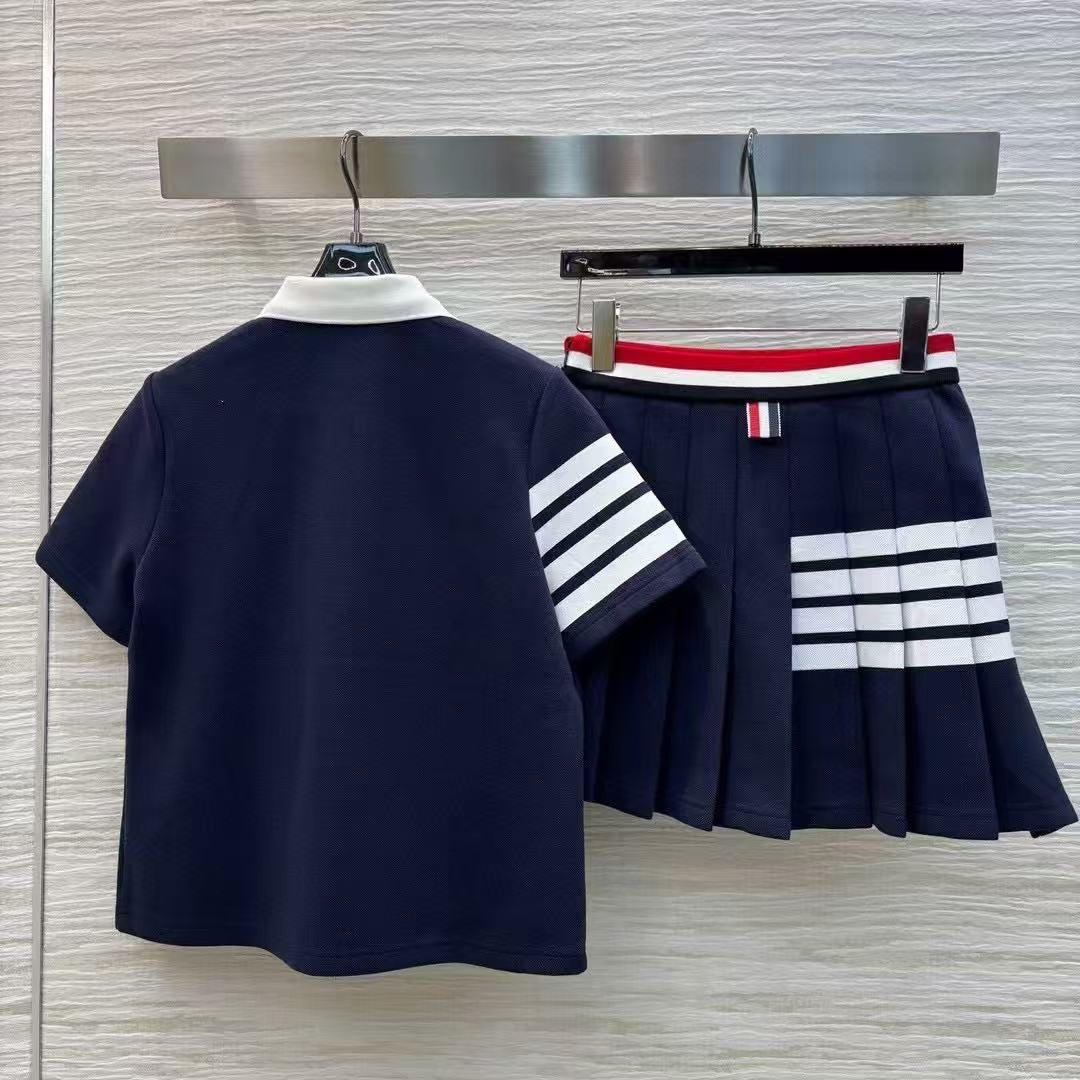 Puppy embroidered short sleeves(副本) THOM TREND