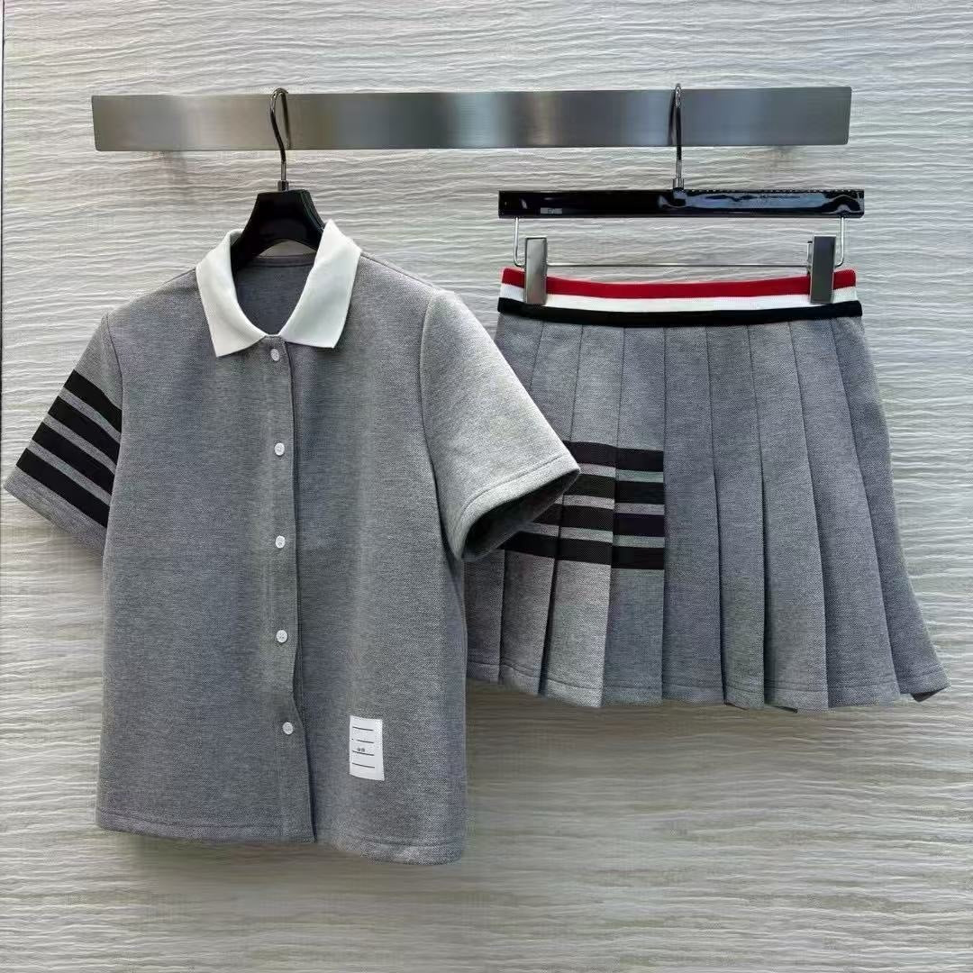 Puppy embroidered short sleeves(副本) THOM TREND