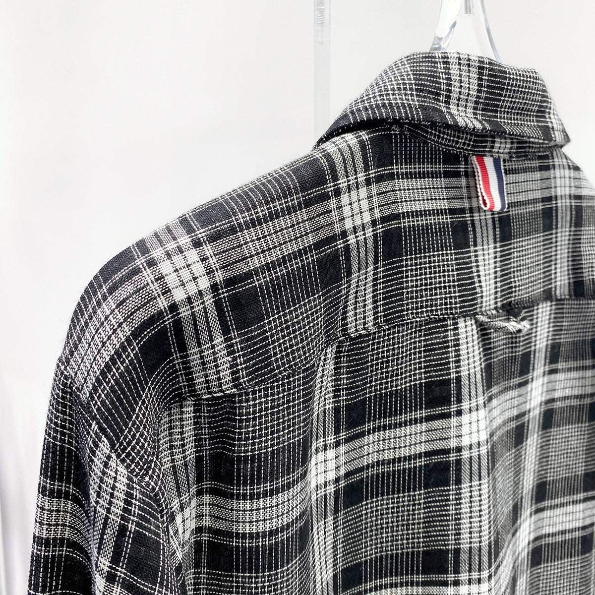 V-neck knitted cardigan(复制) THOM TREND