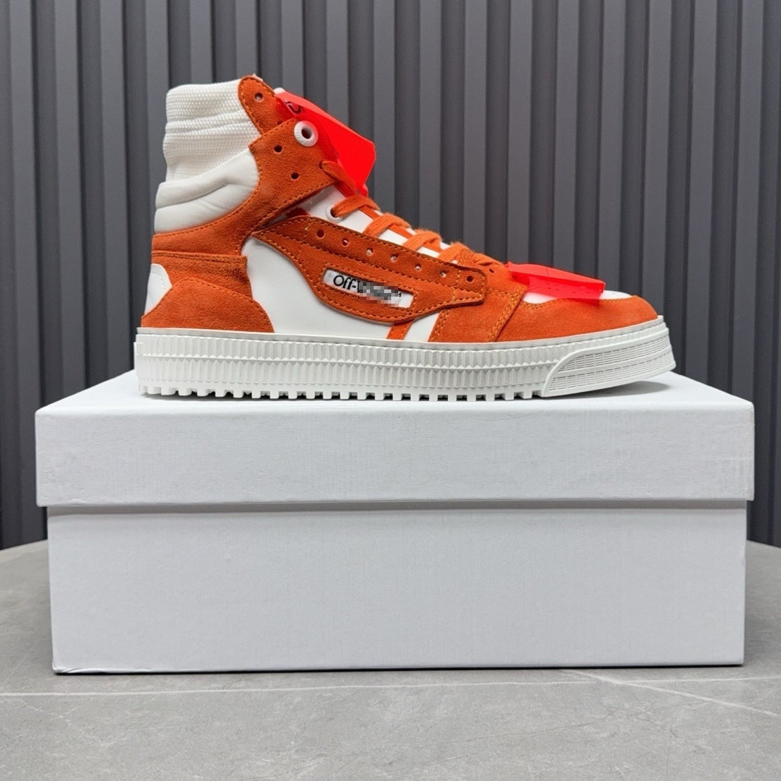 OFF-Whlte Arrow logo high-top sneakers#24 4-Bar