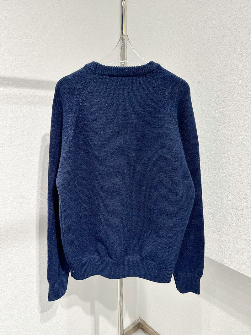 Women's pullover sweater