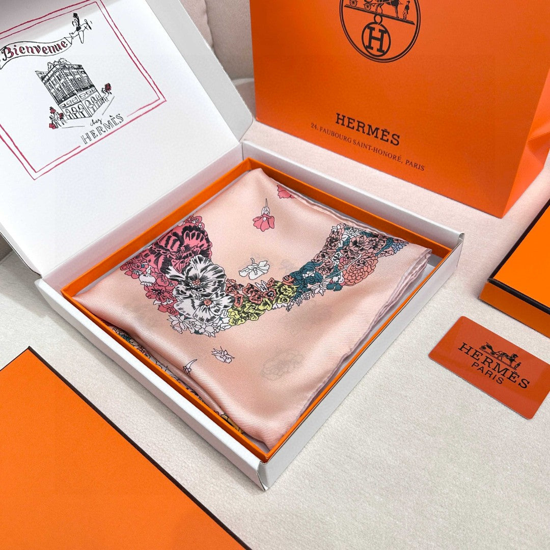 Hermes Style Lightness in Bloom Silk Scarf - Pink - Detail Image 3