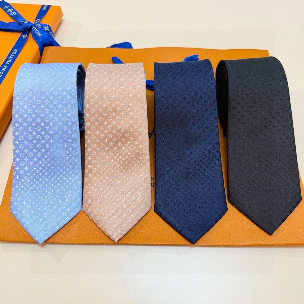 Louis Vuitton Style Men's Textured Silk Tie - Detail Image 3