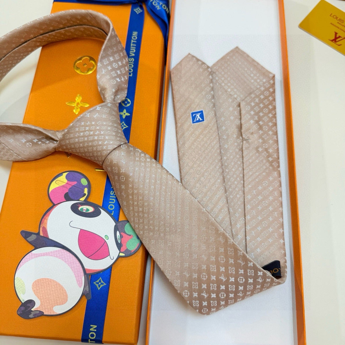 Louis Vuitton Style Men's Textured Silk Tie - Detail Image 4