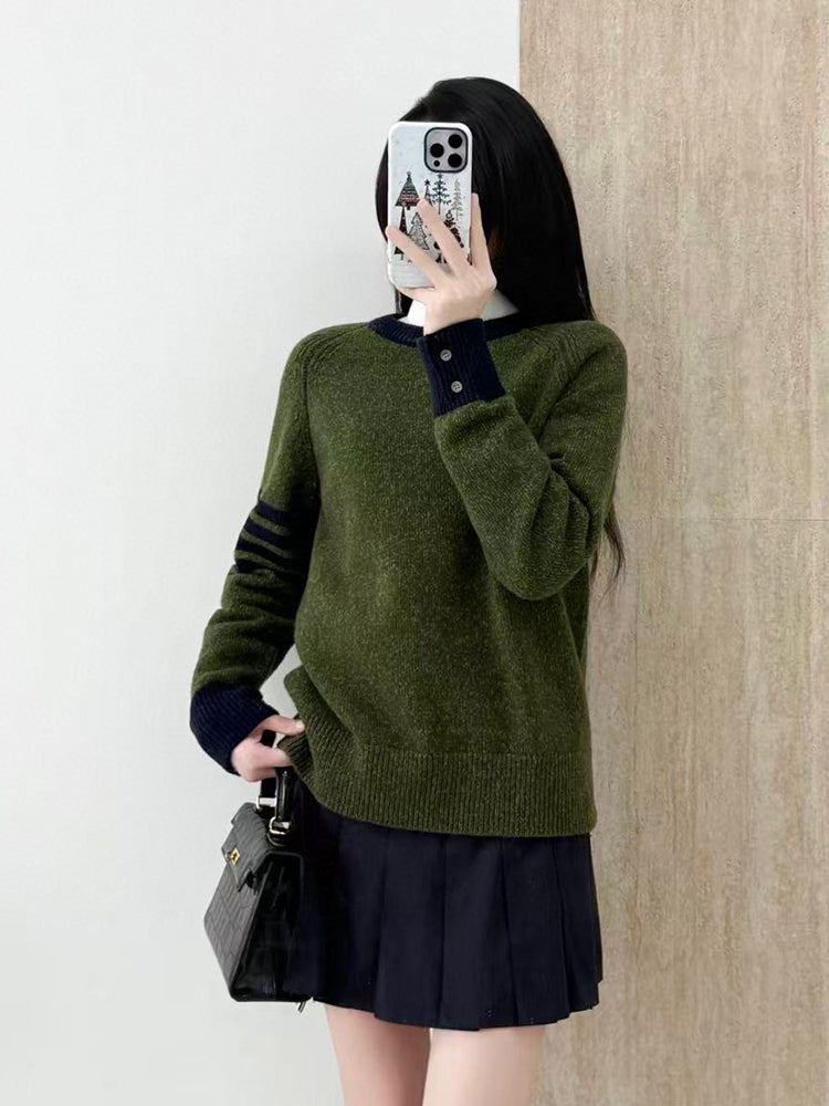 Unisex sweaters by Thom Browne, knitwear detail view