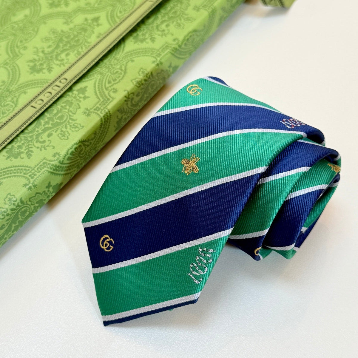 Gucci Style Men's Equestrian Stripe Silk Tie - Detail Image 5