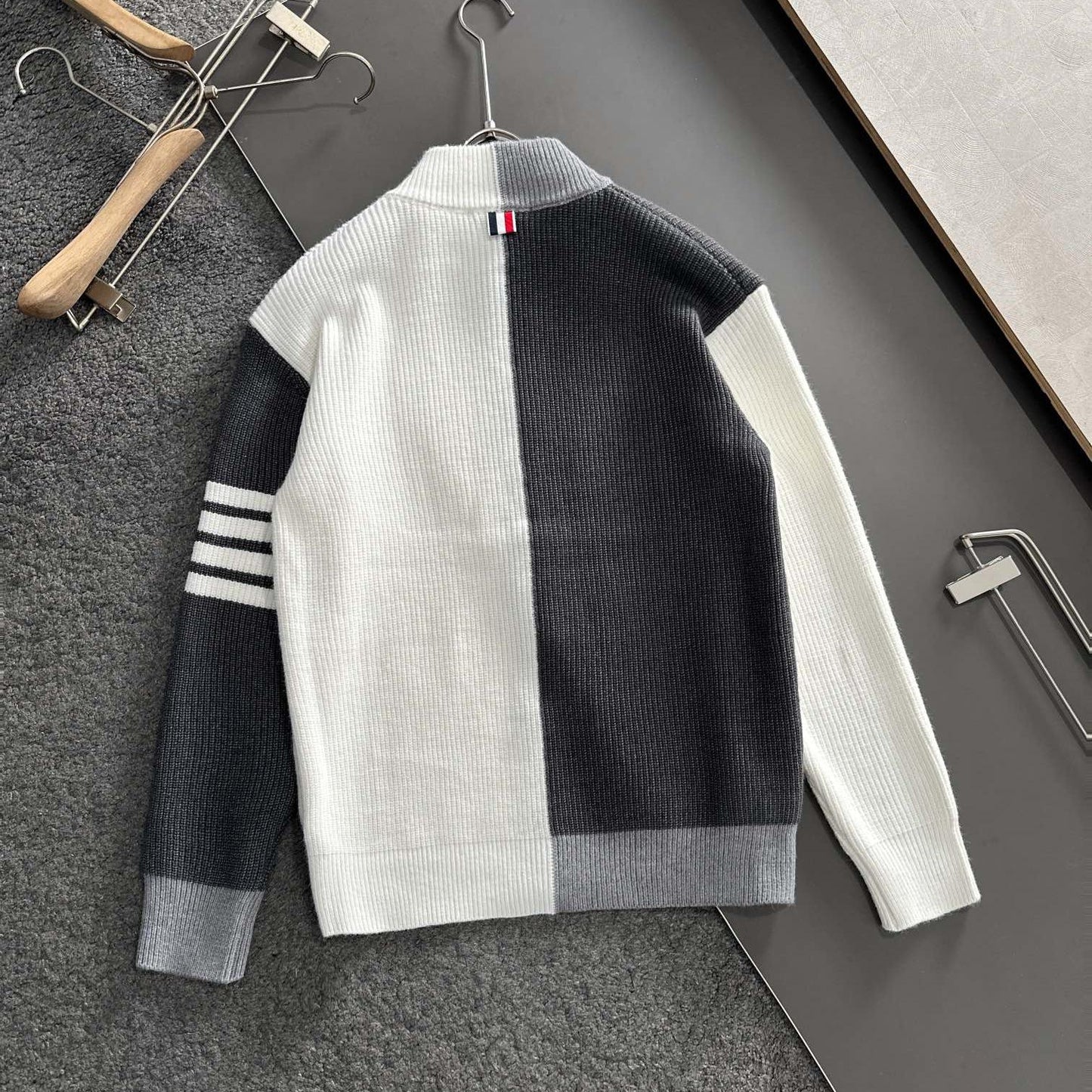 Color-blocked cardigan THOM TREND