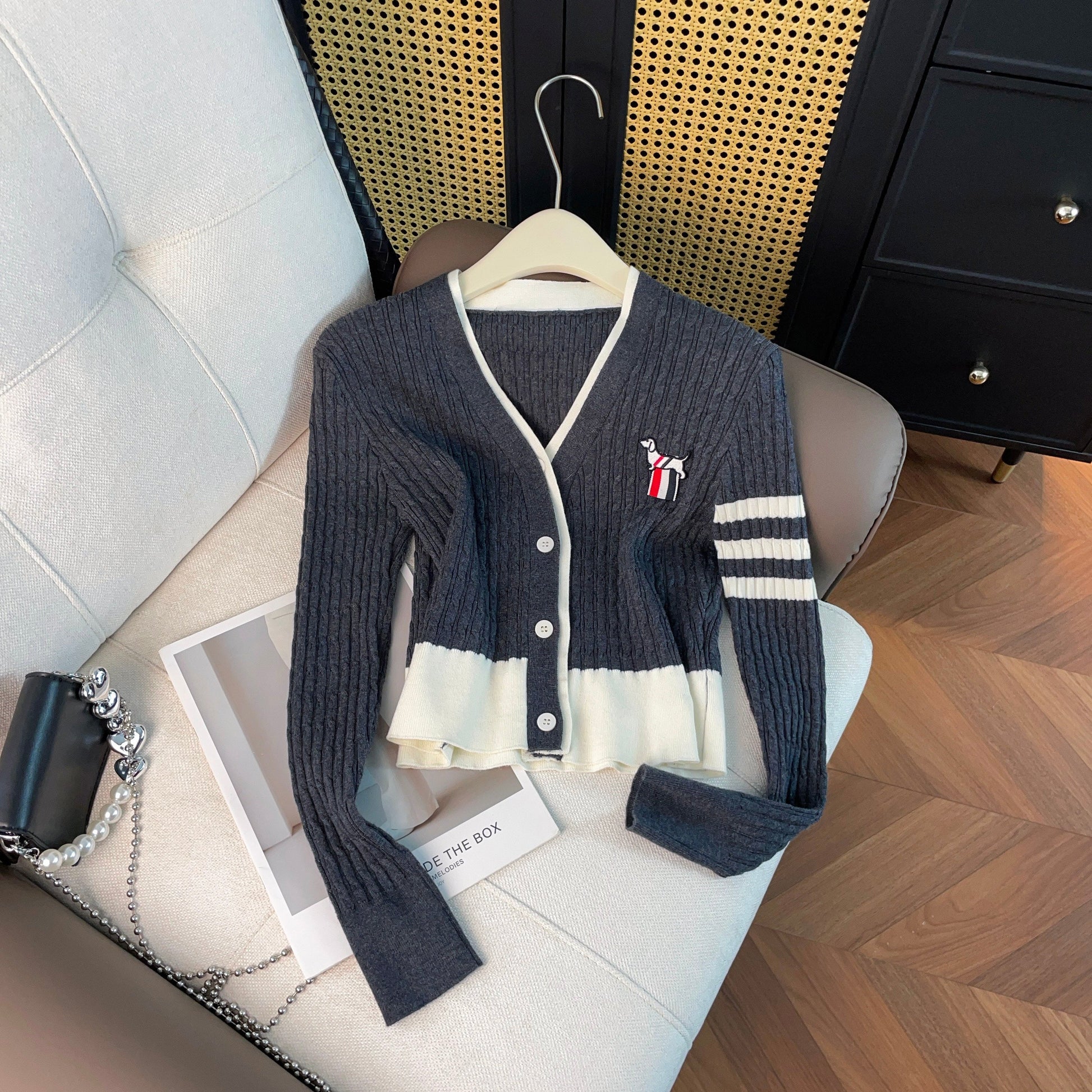 2025SS  Contrast color cardigan + skirt THOM TREND