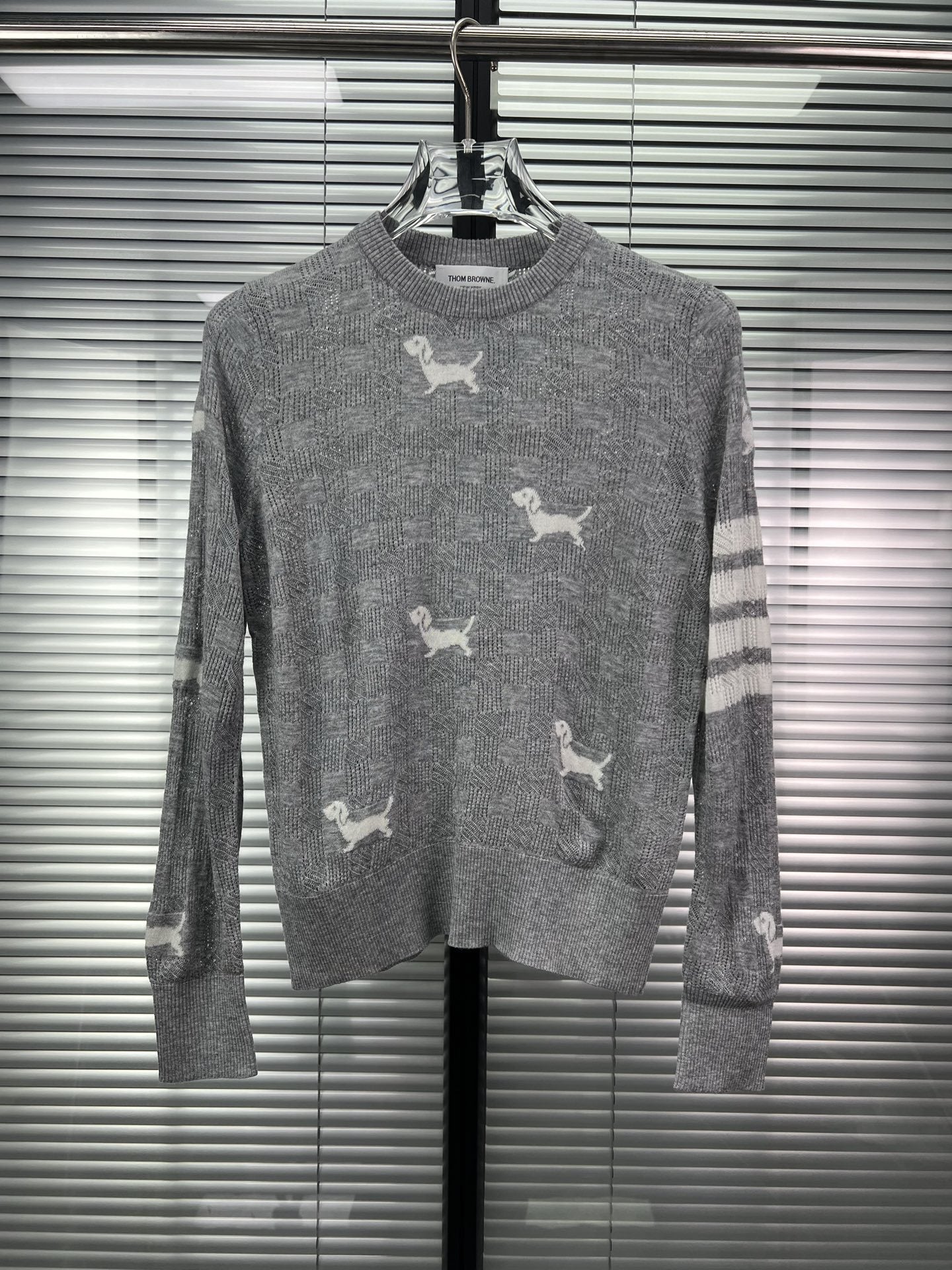 2025SS  Puppy embroidered sweater THOM TREND