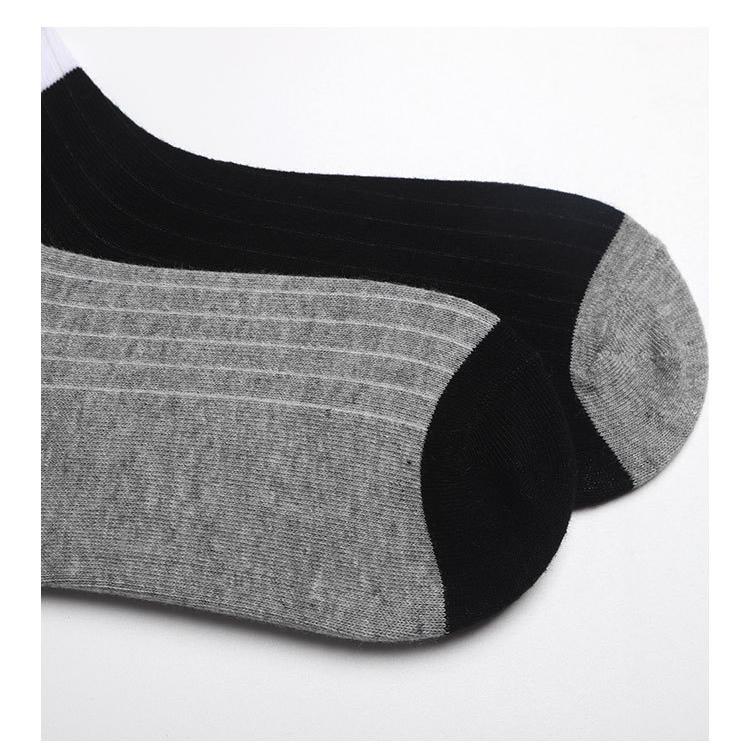 Mandarin duck color matching socks THOM TREND