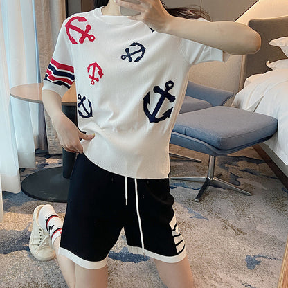 Round neck high waist T-shirt