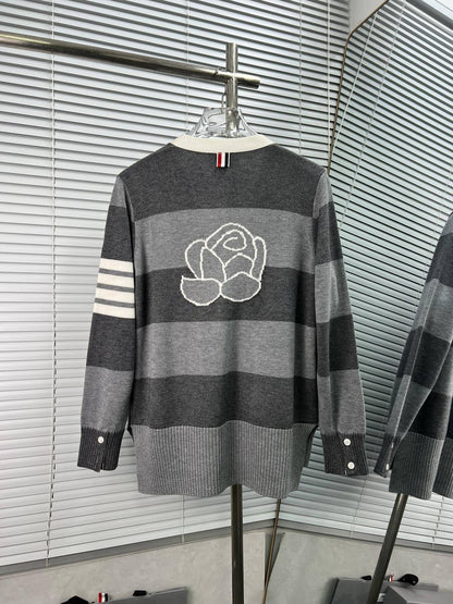 2025SS Back embroidered flowers THOM TREND