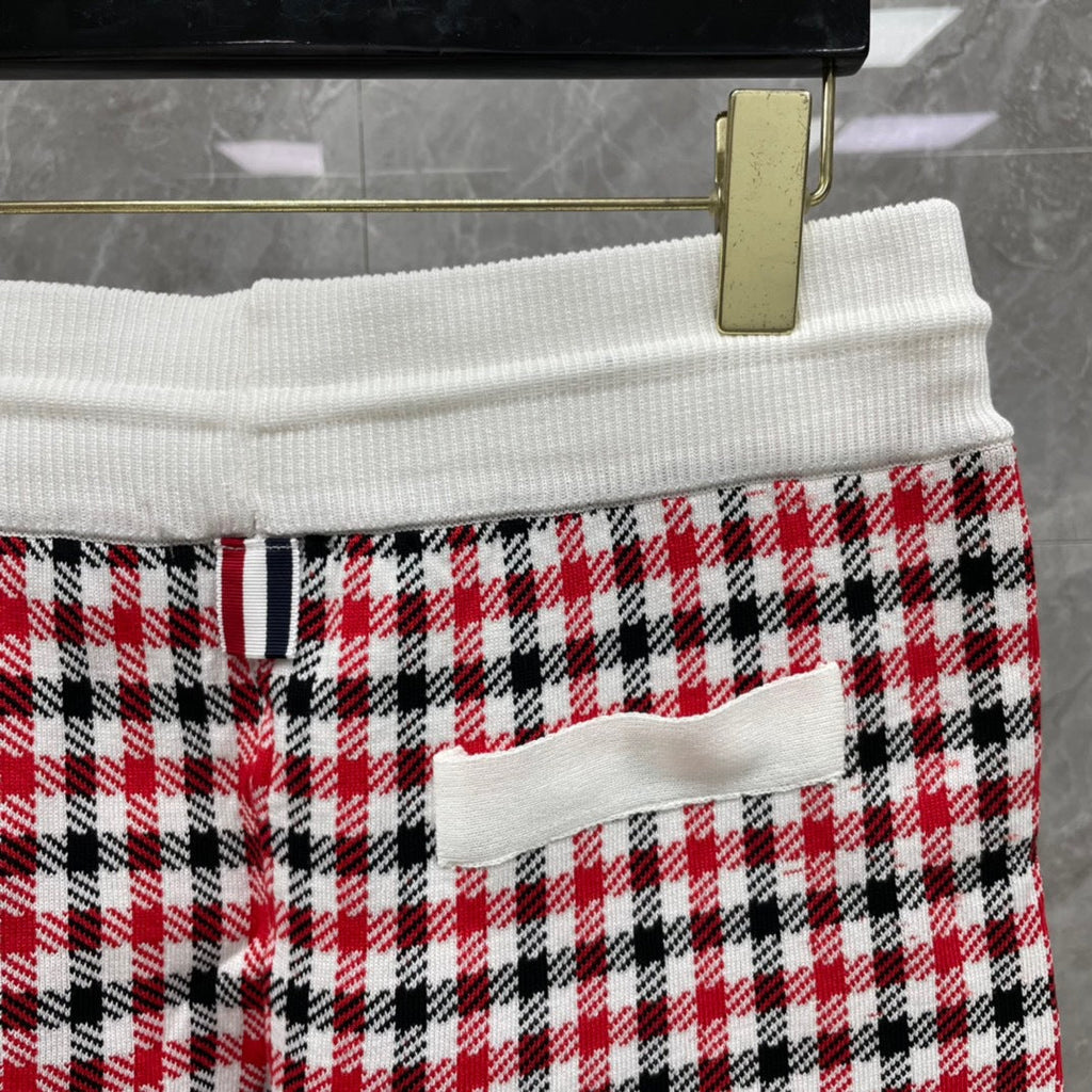 Thom Browne Style Men's Cotton Casual Shorts - Signature Four-Bar Detail Lattice Pattern - Image 7