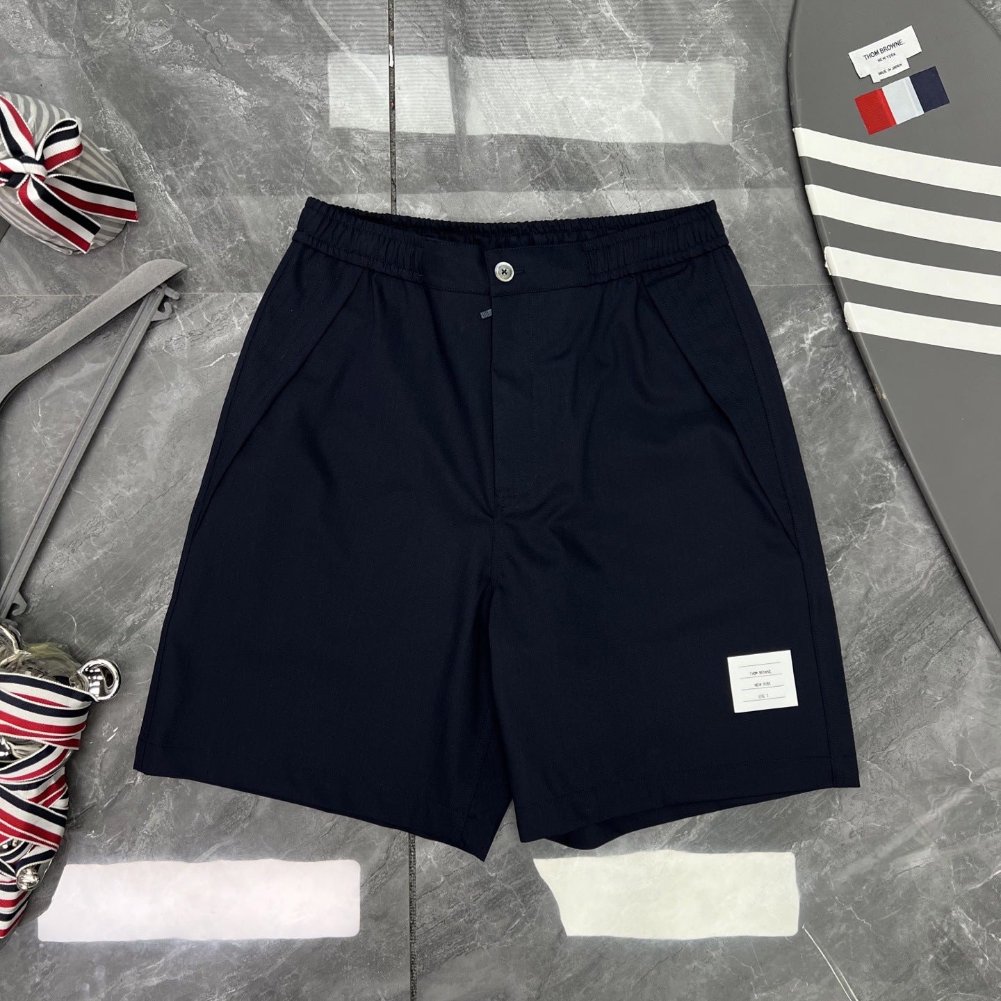 Colorblock Wave-Stripe Polo Tee – Unisex Summer Short Sleeve（副本） THOM TREND