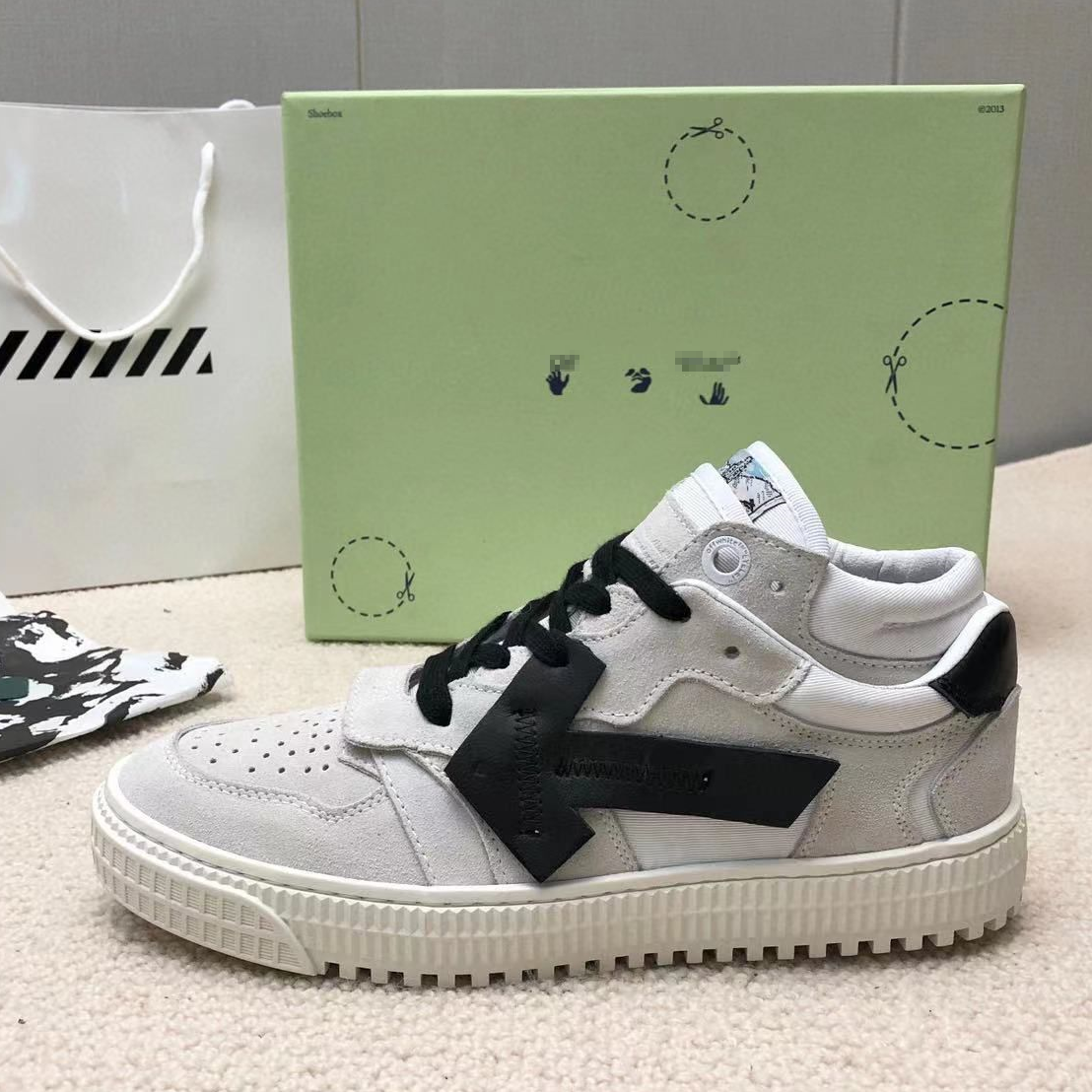 OFF-Whlte sneakers #49 4-Bar