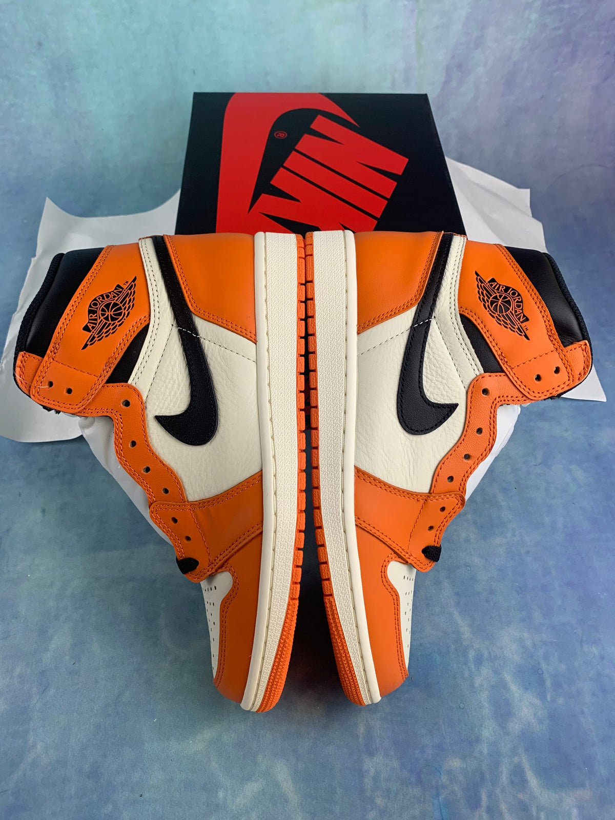 Air Jordan 1 High Shattered Backboard 555088-113 Unisex Sneakers detail view 4