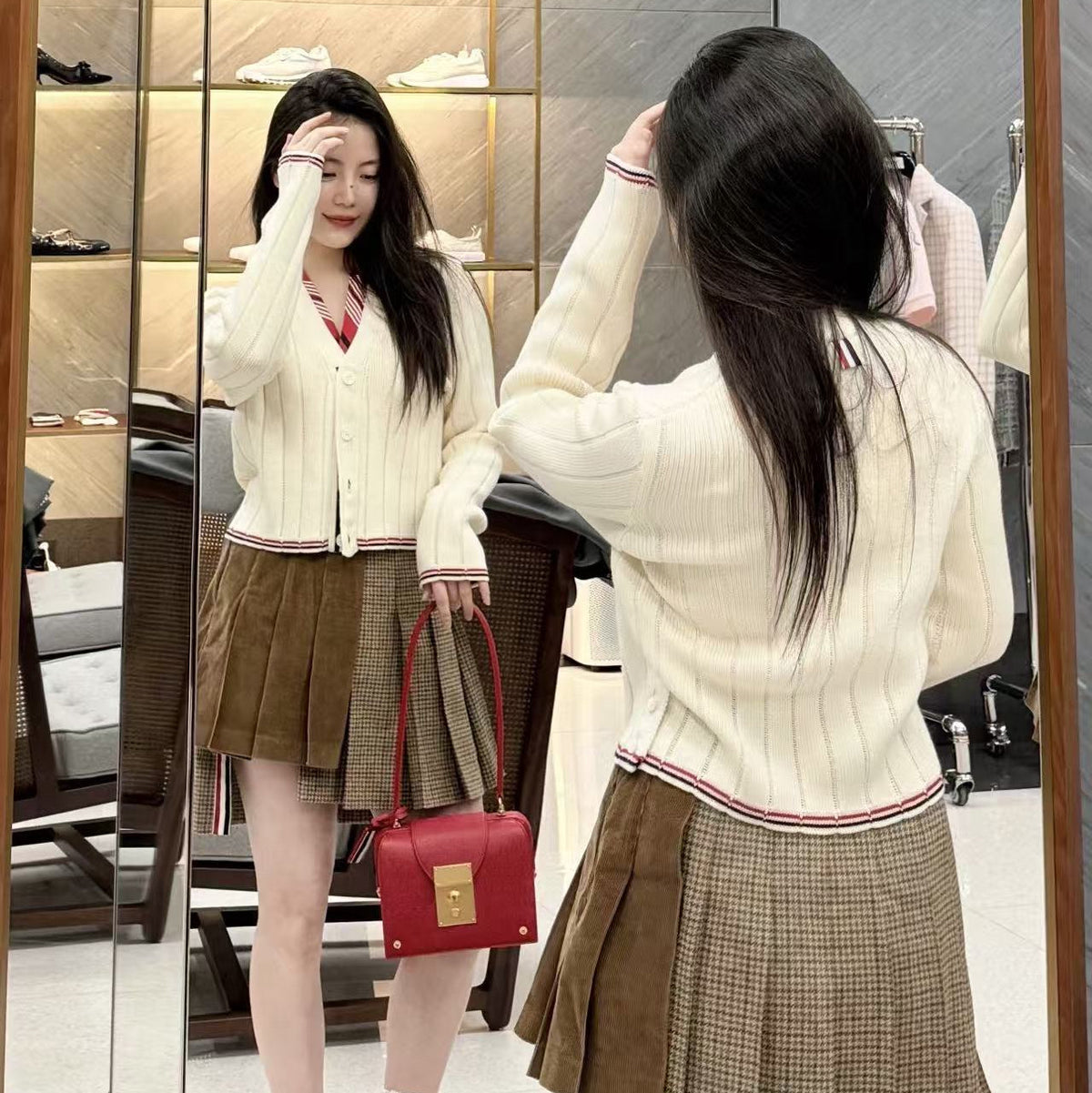 Cotton wool knitted cardigan - Image 3