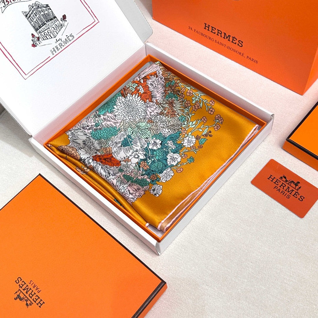 Hermes Style Lightness in Bloom Silk Scarf - Orange - Detail Image 3