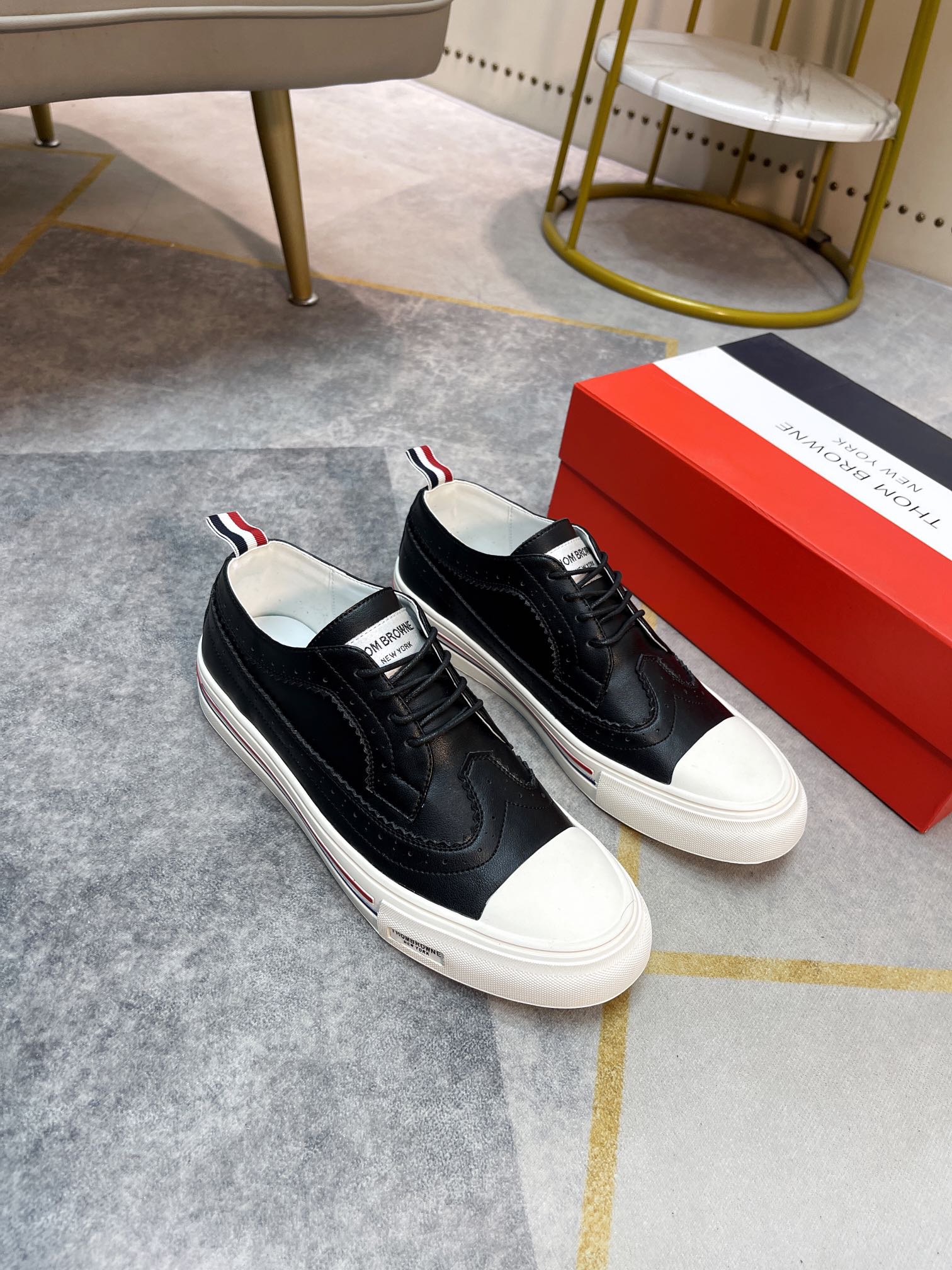 Leather Casual Shoes（副本） THOM TREND