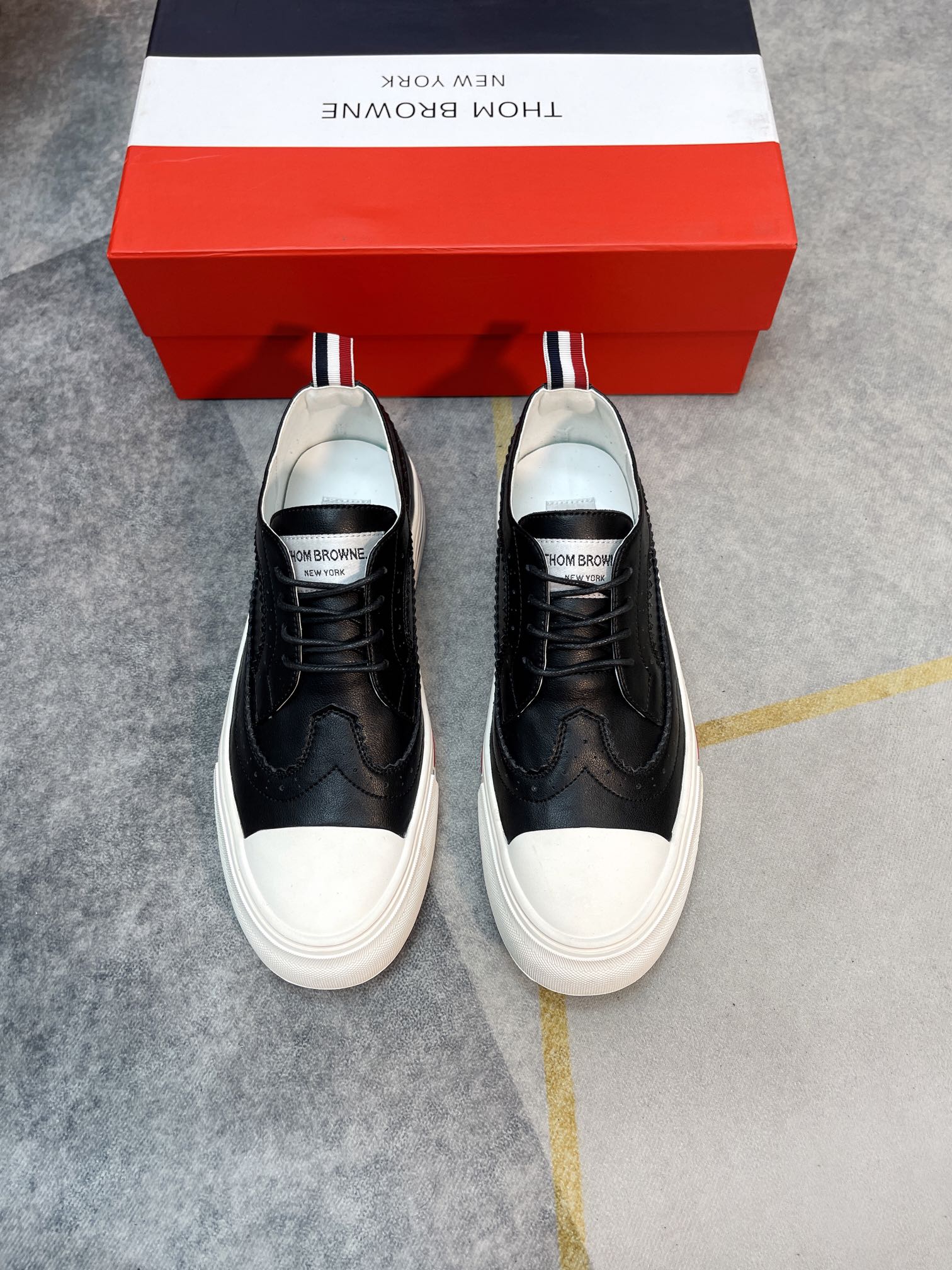 Leather Casual Shoes（副本） THOM TREND