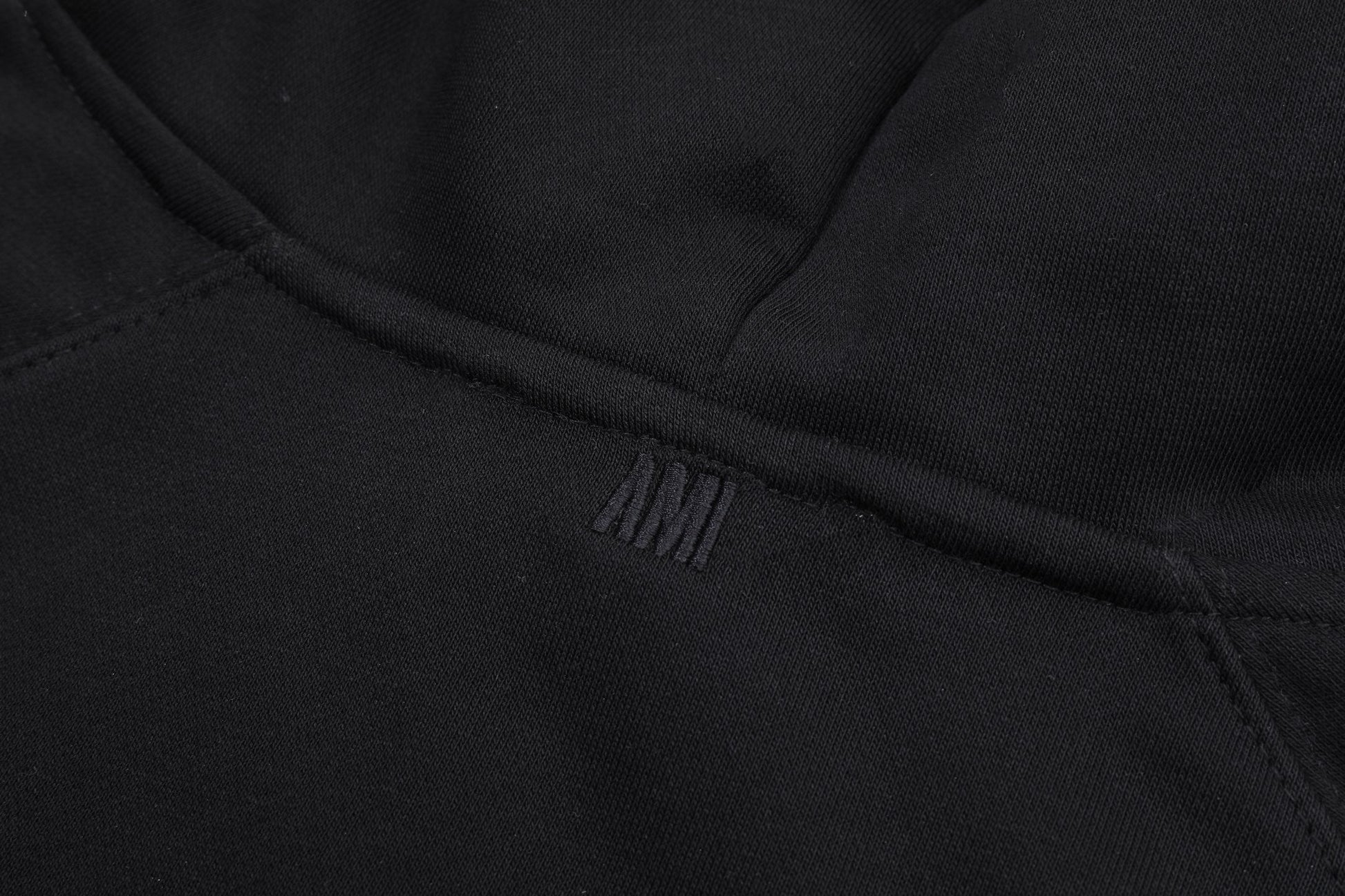 2026 AMI PARIS  Unisex Hoodie THOM TREND