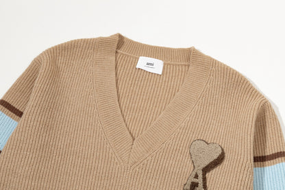 2026 AMI PARIS  V-Neck Sweater THOM TREND