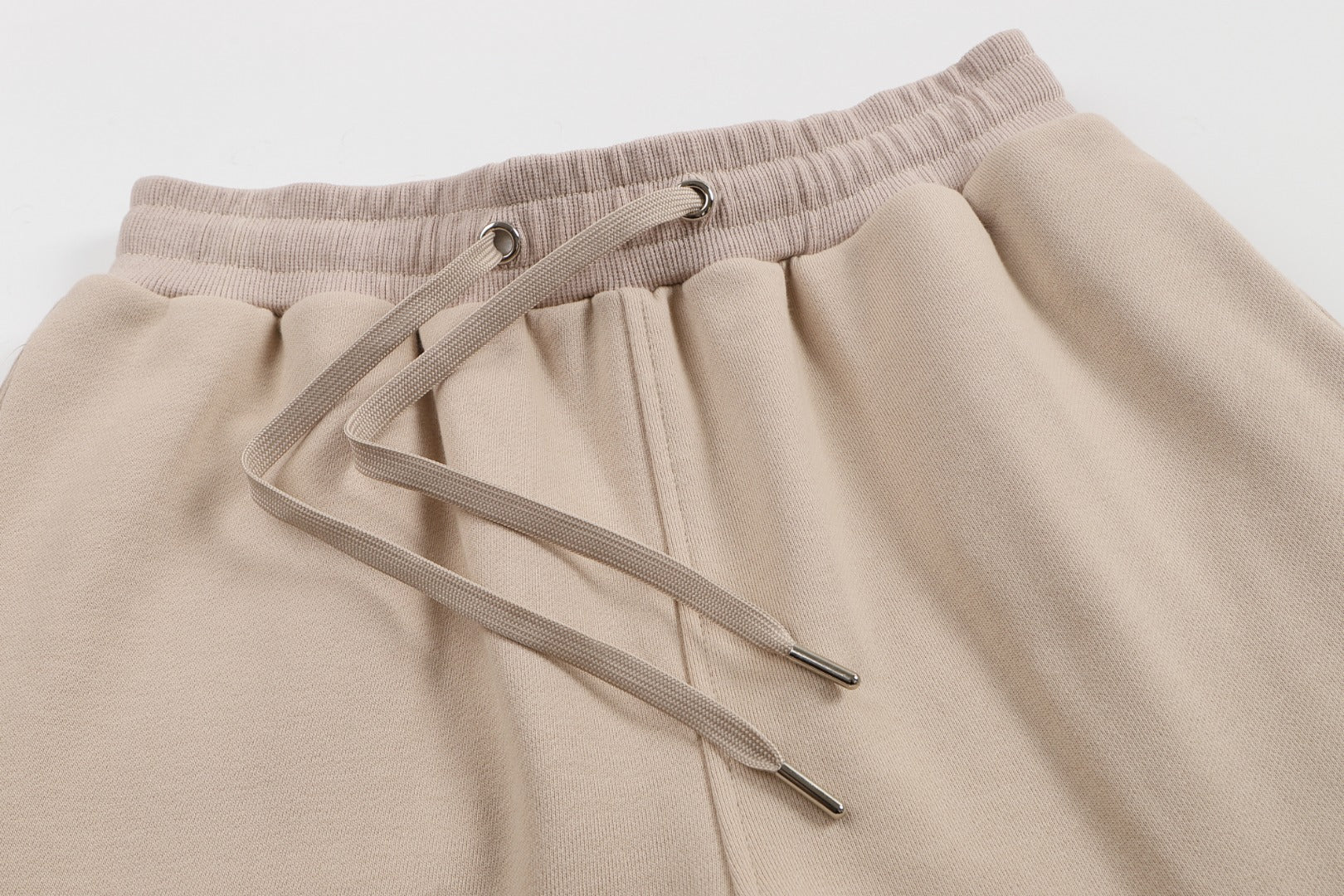 2026 AMI PARIS  Unisex  Shorts THOM TREND