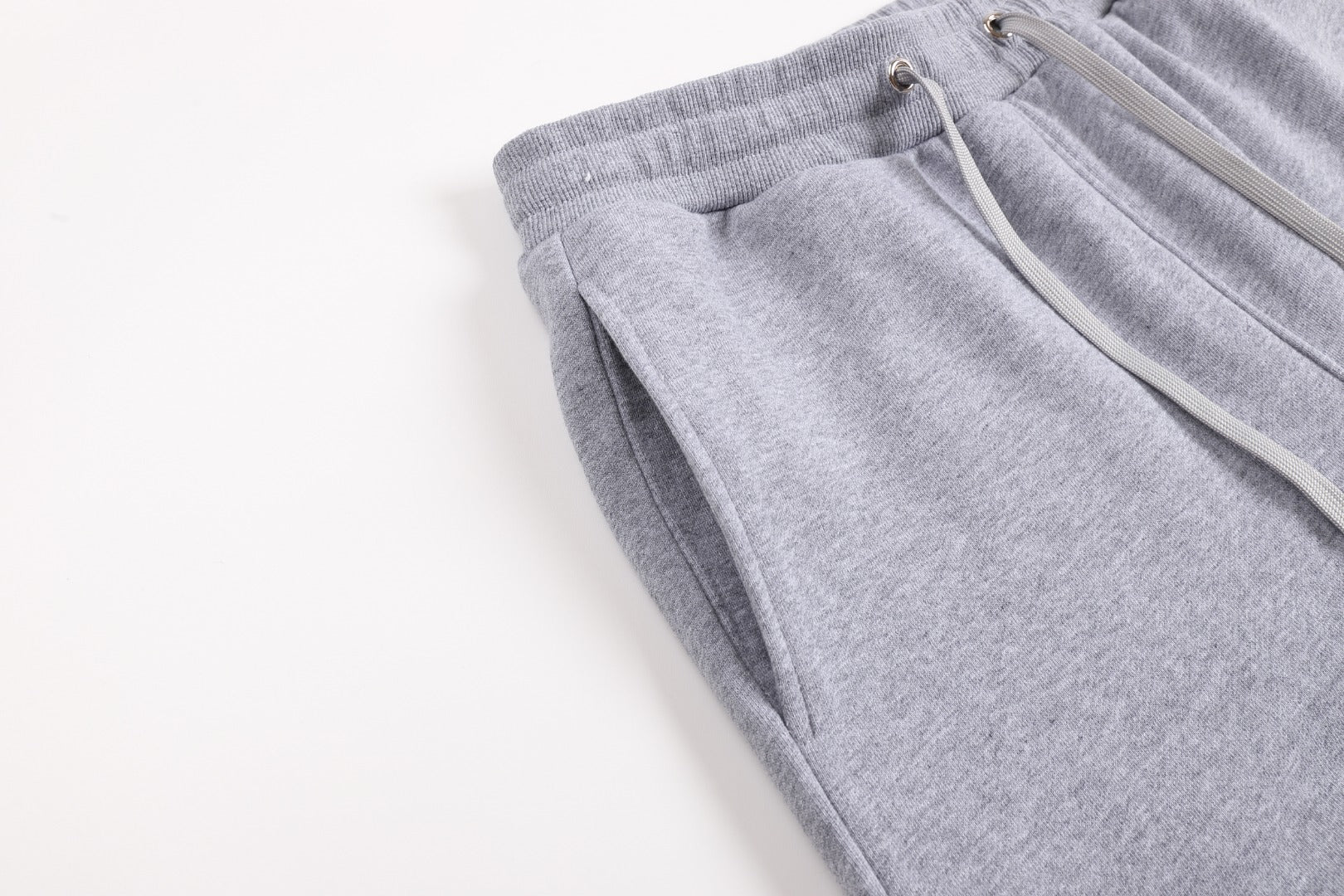 2026 AMI PARIS  Jiggling sweatpants THOM TREND