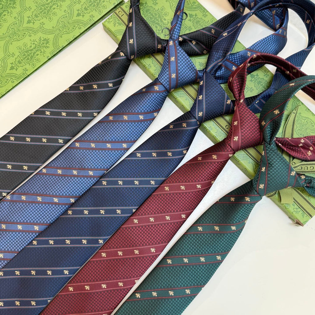 Gucci Style Men's Bee Stripe Jacquard Silk Tie - Detail Image 7