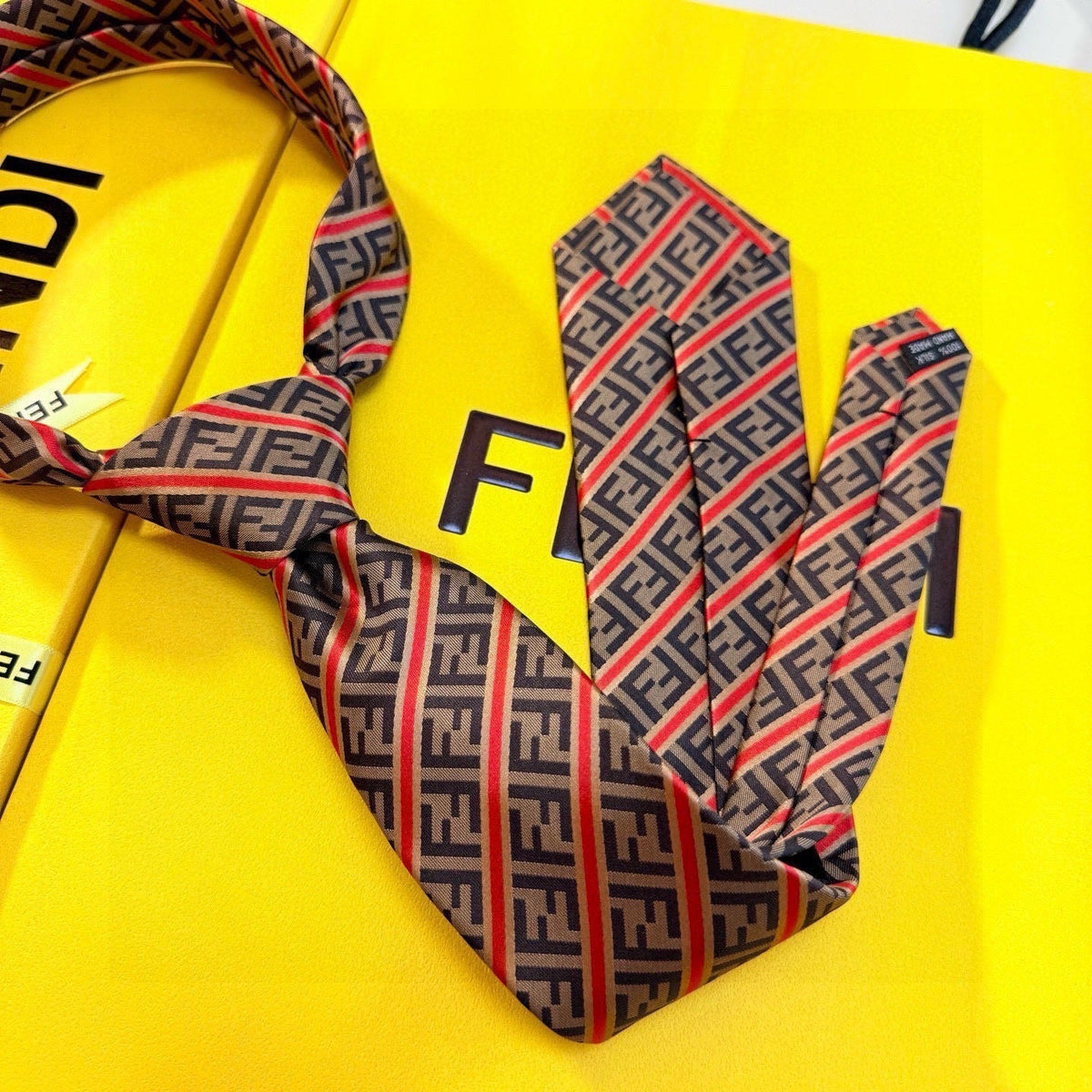 Fendi Style Men's FF Diagonal Jacquard Silk Tie - Detail Image 4